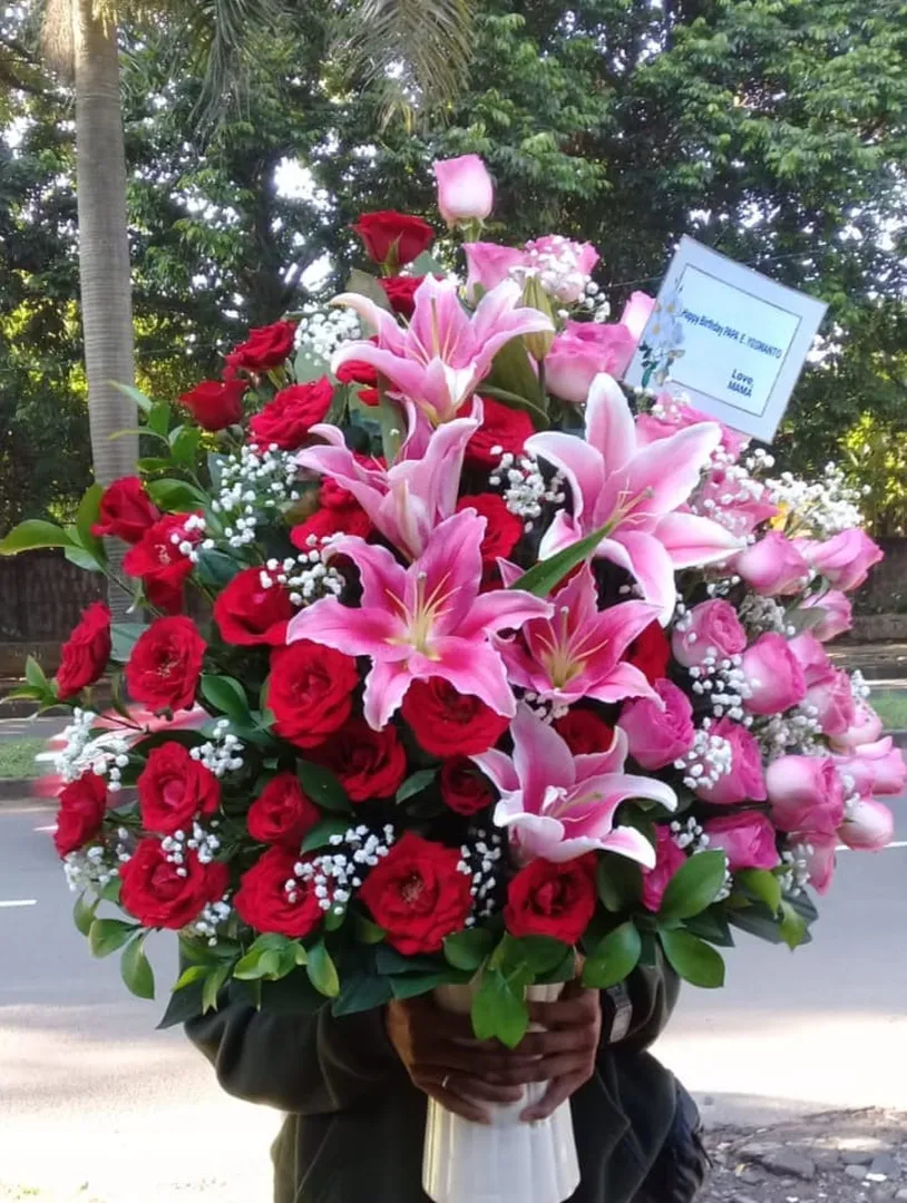 Rangkaian Bunga Meja Bogor